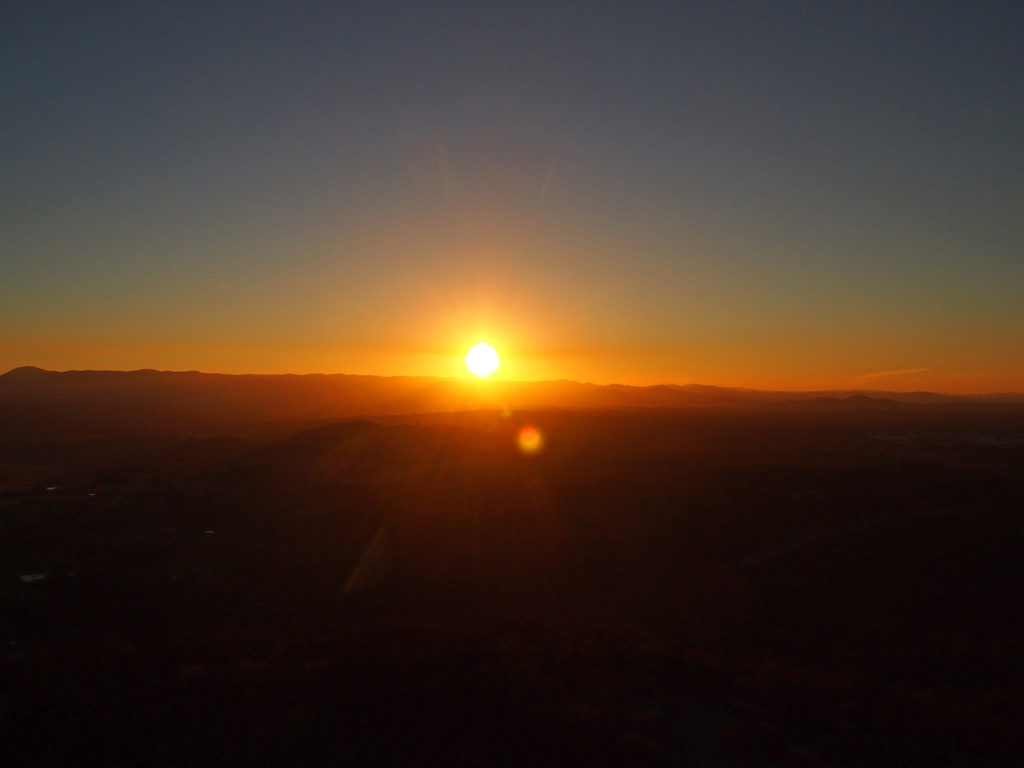 Sonnenuntergang am Black Mountain Tower, Canberra
