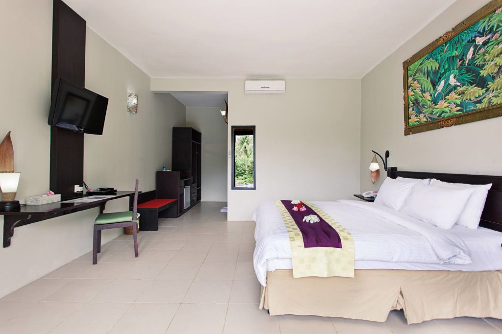 Dahlia double room at Kebun Villas & Resort (Senggigi, Lombok)