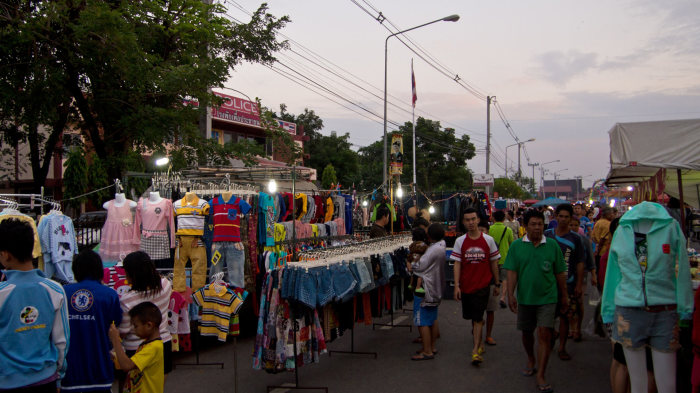 Die Walking Street findet jeden Samstag in Sam Sung statt