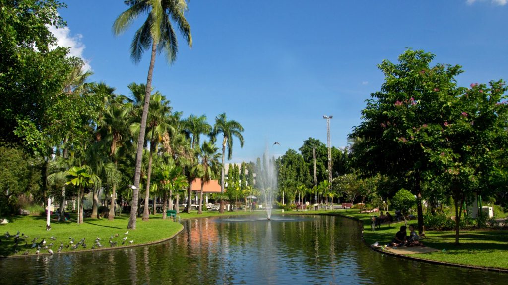 Der Park am südwestlichen Ende der Altstadt von Chiang Mai