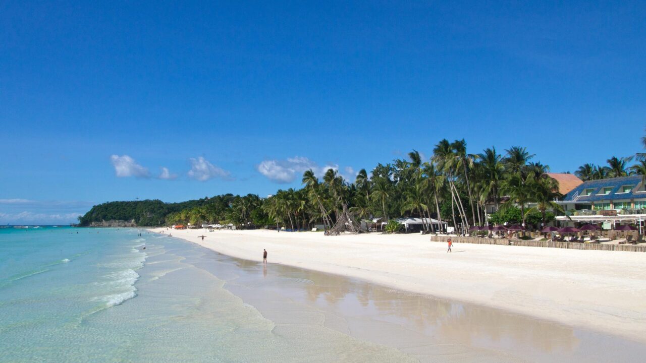 Der White Beach auf Boracay