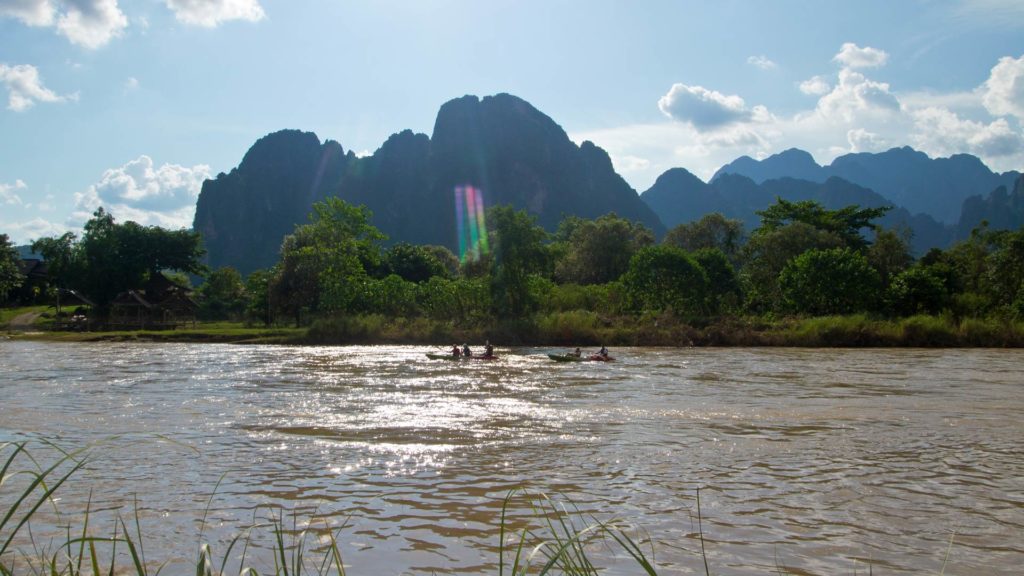 Der Nam Song Fluss in Vang Vieng, Laos