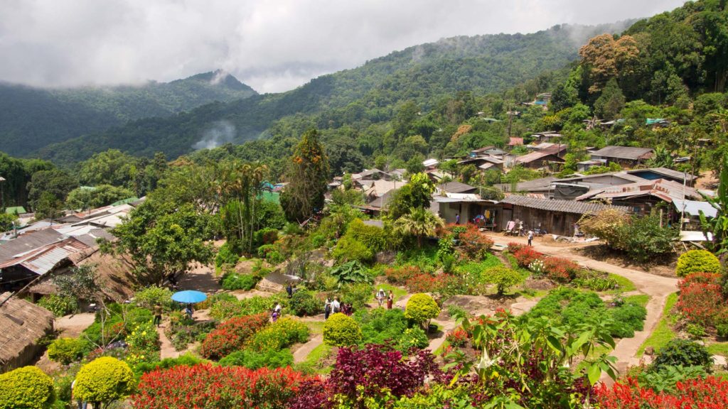 Ausblick auf das Hmong Village auf dem Doi Pui