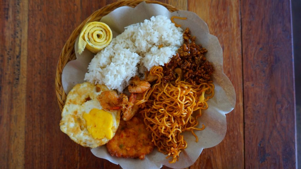 Nasi Campur, ein leckeres indonesisches Gericht