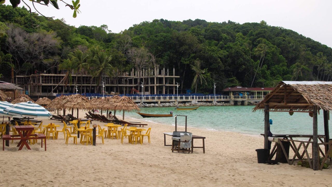 Big construction site at Long Beach on Perhentian Kecil