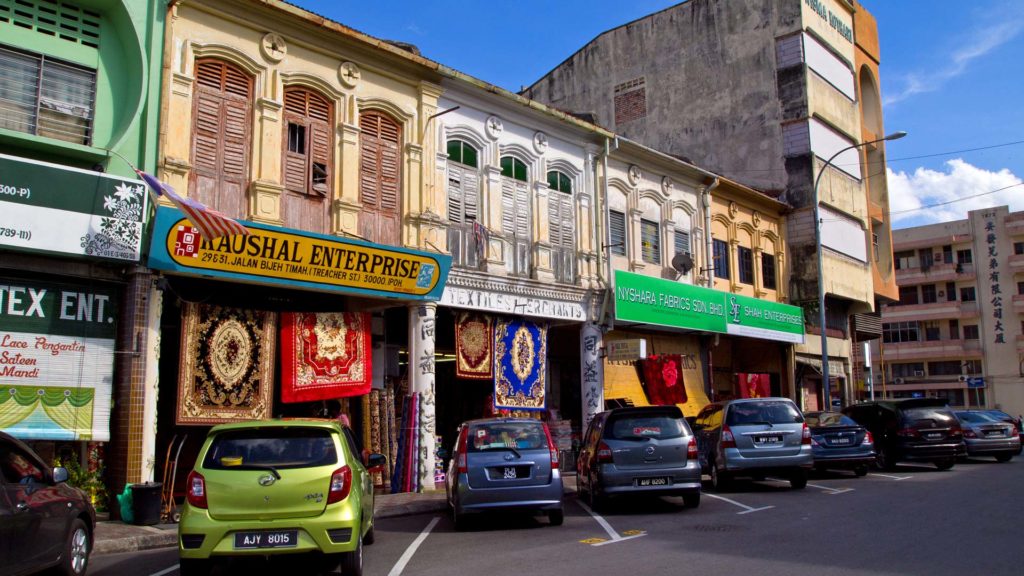 Häuser in der Altstadt von Ipoh bei einem Spaziergang