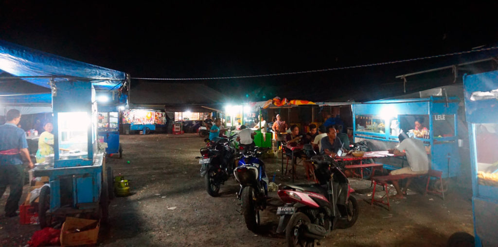 Night market (Pasar Malam) on Nusa Penida in Indonesia