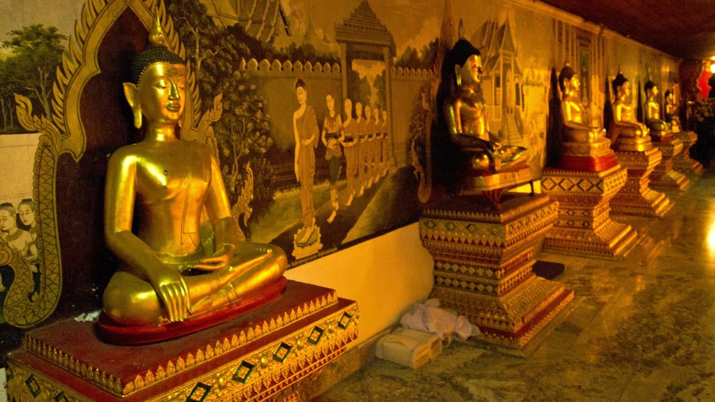 Buddha statues in the Wat Phra That Doi Suthep at night