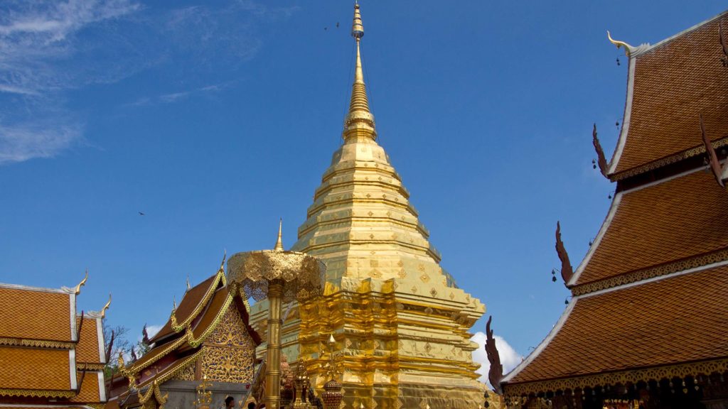 Der goldene Chedi des Wat Phra That Doi Suthep in Chiang Mai