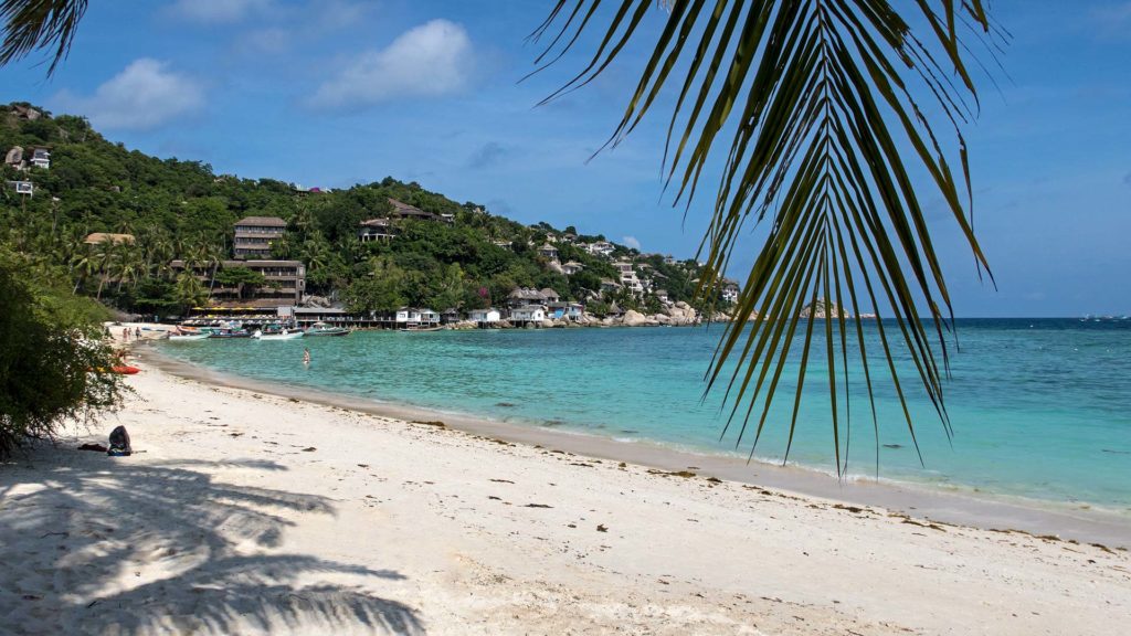 The white beach of Thian Og Bay, also known as Shark Bay