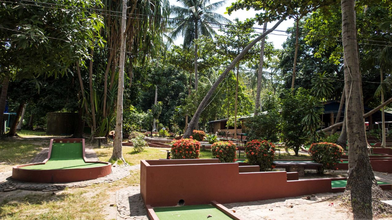 Koh Tao's mini golf course