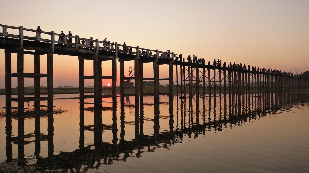 Die berühmte U-Bein Brücke von Amarapura