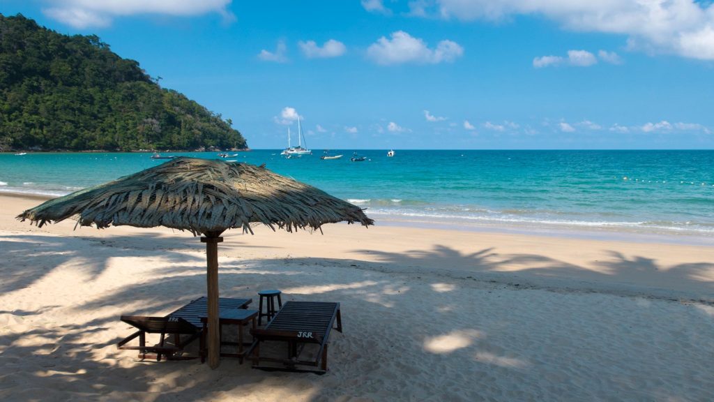 Liegen am Juara Beach auf Tioman