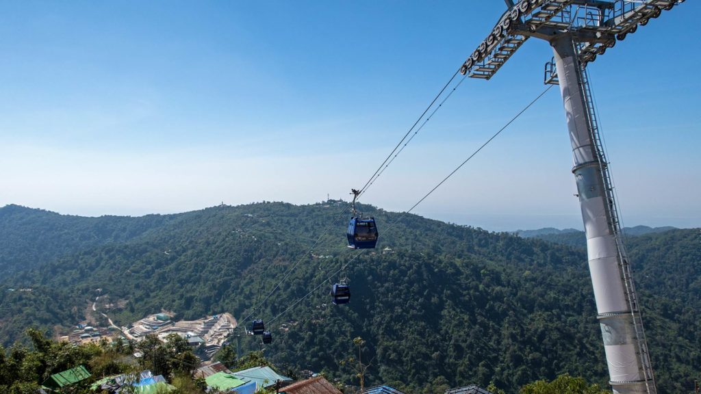 Die Seilbahn zum Golden Rock