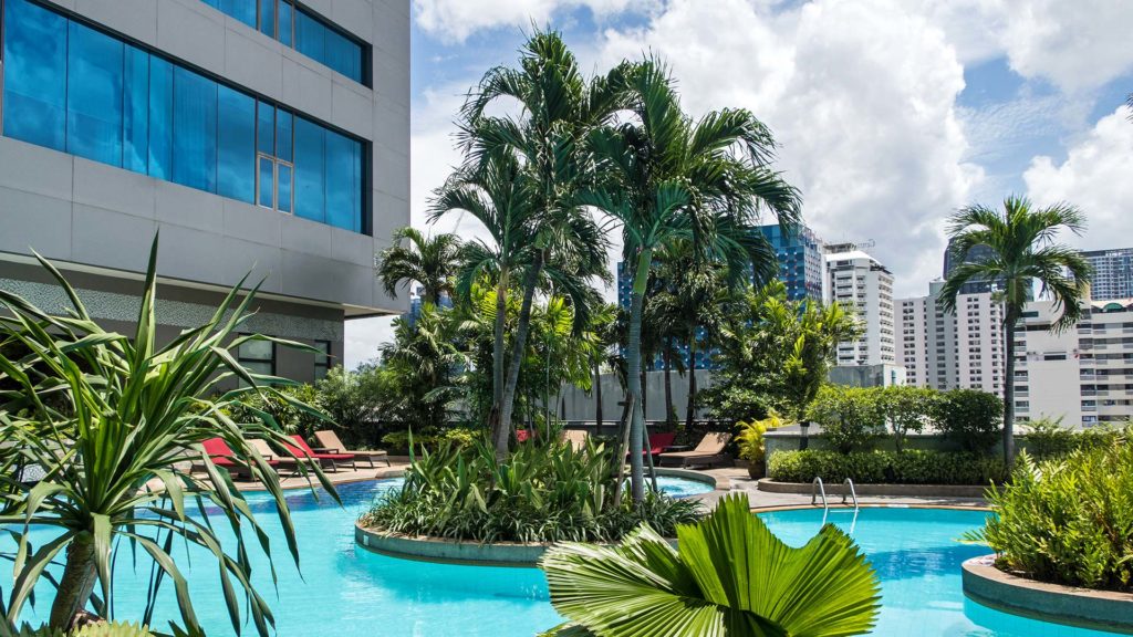 The swimming pool of the Amari Watergate hotel in Bangkok