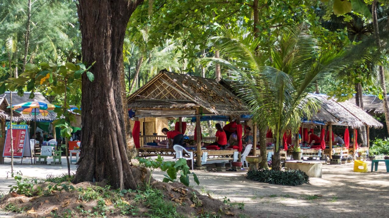 Massage am Khuk Khak Beach 2 in Khao Lak