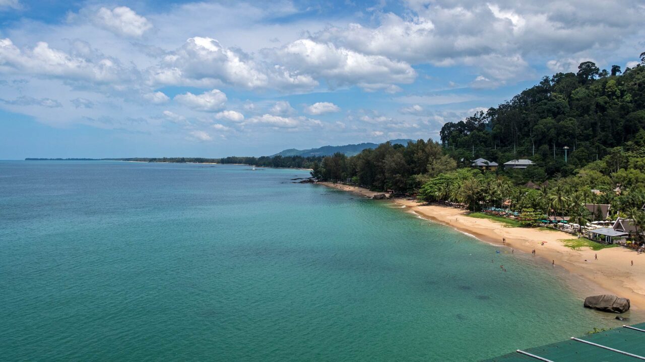 Aussicht auf die Strände von Khao Lak