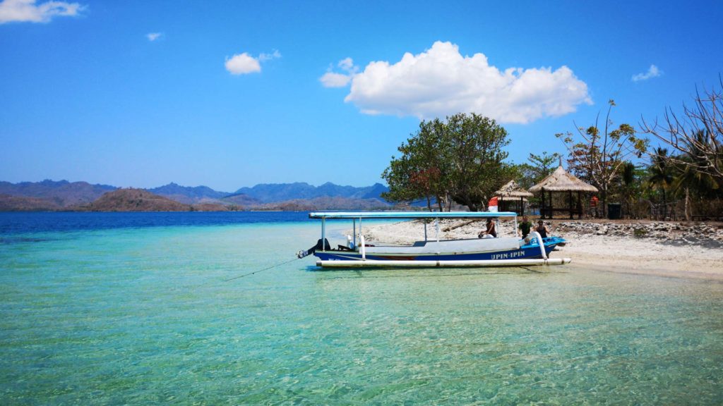 Traumhaftes Wasser vor Gili Layar in Sekotong, Lombok