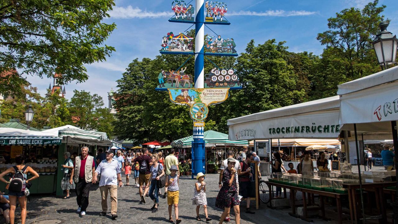 Auf dem Viktualienmarkt in München