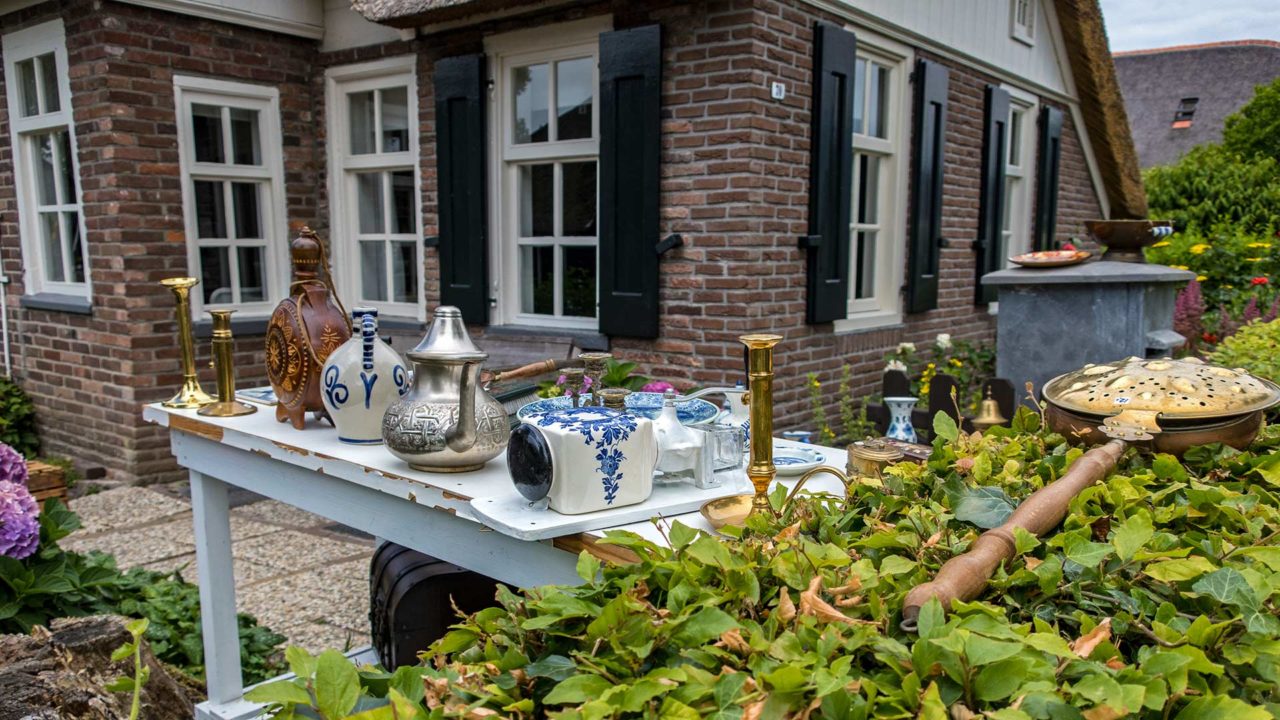 Antiques for sale in Giethoorn, the Netherlands