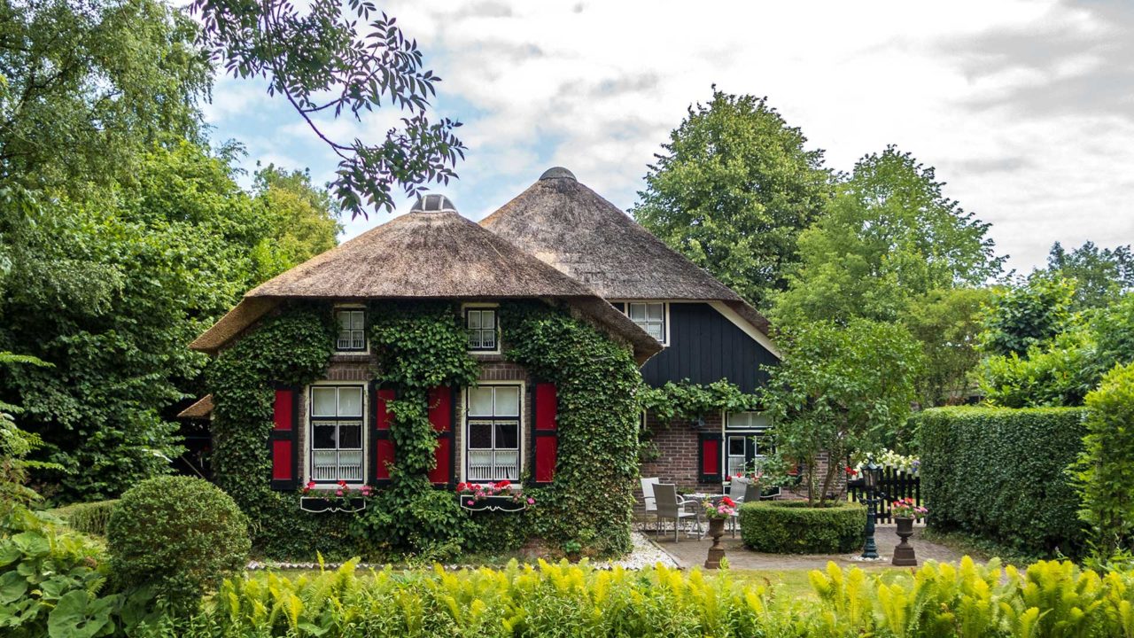 Thatched houses in Giethoorn, the Netherlands