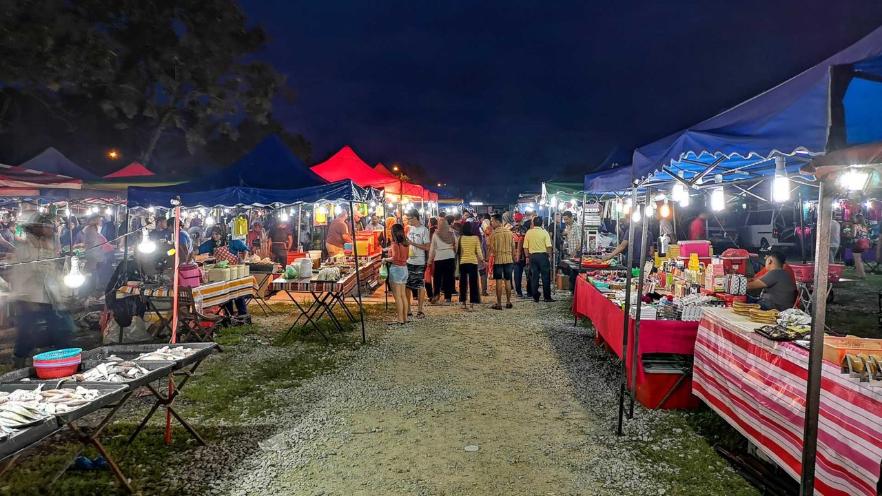 Stände auf dem Langkawi Nachtmarkt
