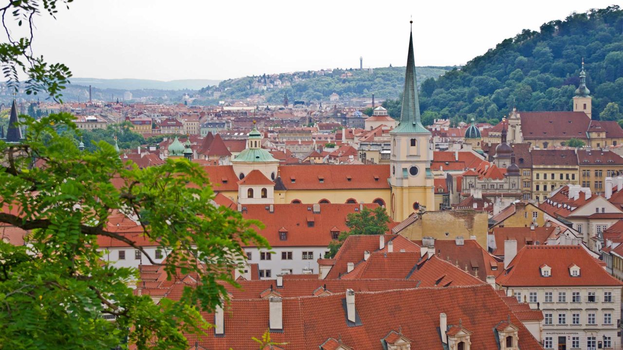 Wunderschöne Aussicht auf die Prager Altstadt