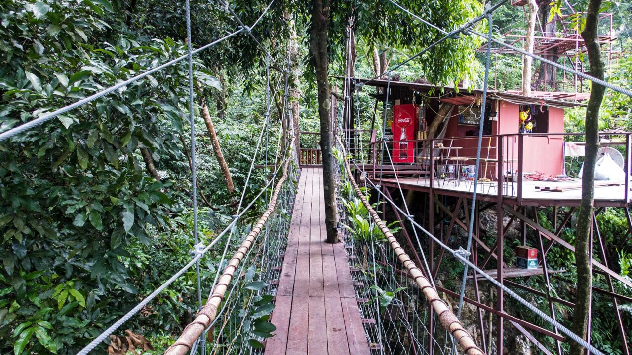 Das Tree House Coffee im Dschungel von Maenam auf Koh Samui