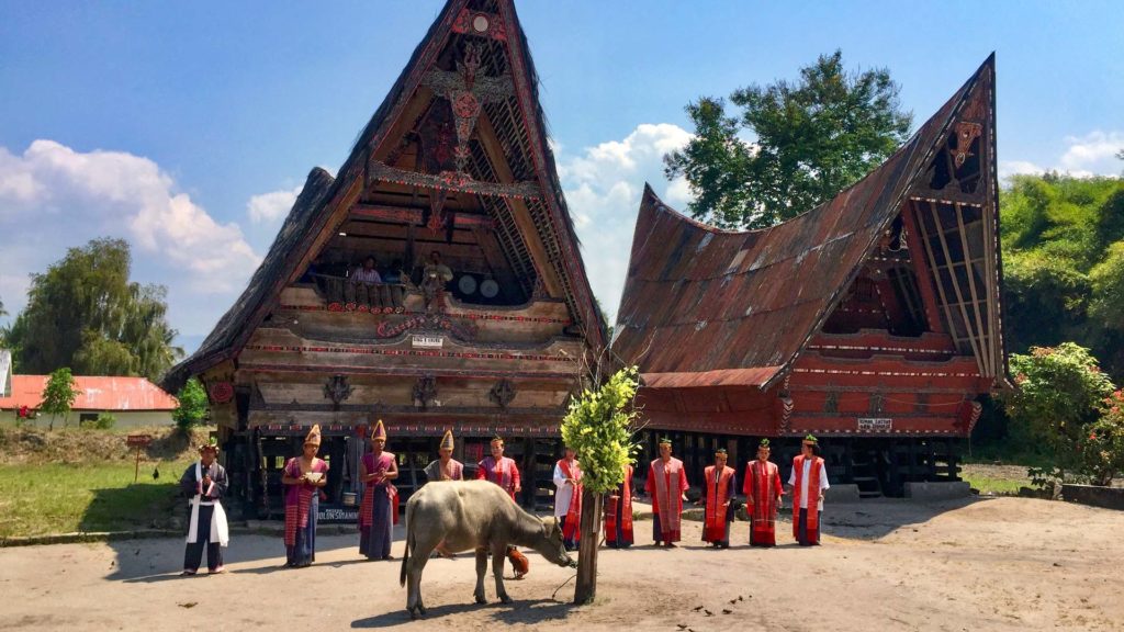 Traditionelle Batak Häuser in Sumatra, Indonesien