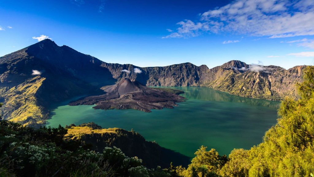 View to the top of the Rinjani and the crater lake Segara Anak