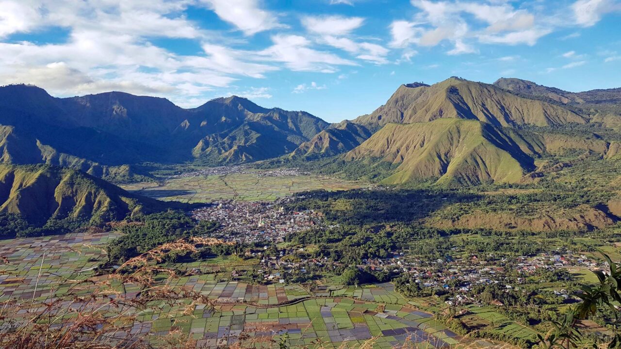 Aussicht auf Sembalun vom Pergasingan Hill (Bukit Pergasingan) in Lombok