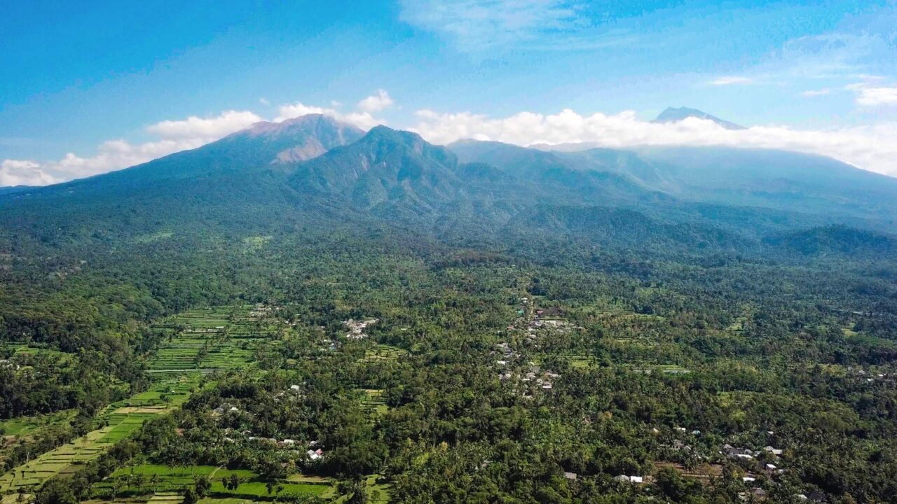 Aussicht auf Tetebatu, den Mount Sangkareang und den Mount Rinjani