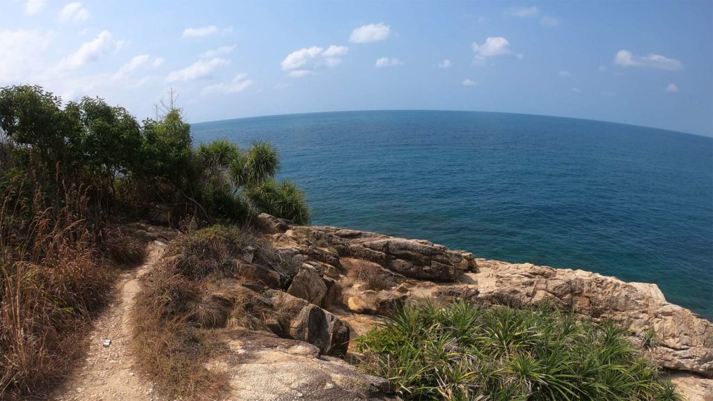 Der Weg zum Schnorchelspot auf Koh Samet, Thailand