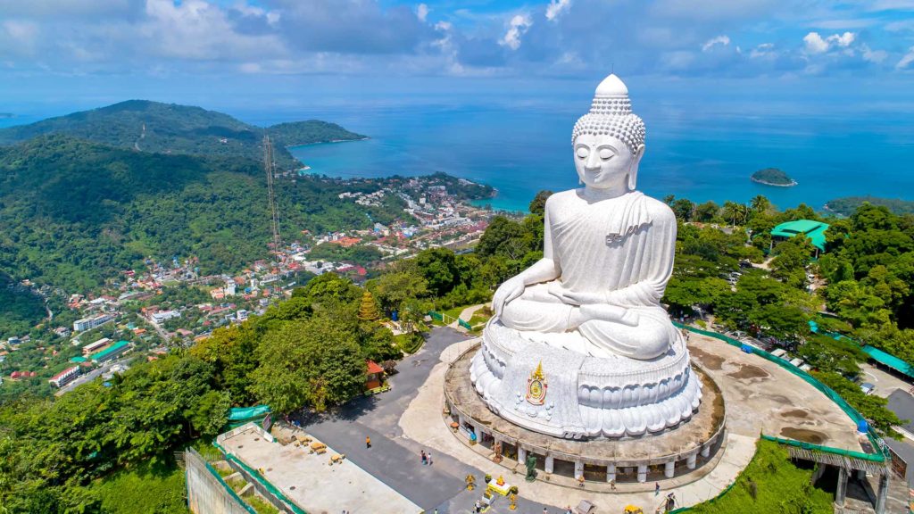 Drohnenaufnahme vom Big Buddha auf Phuket