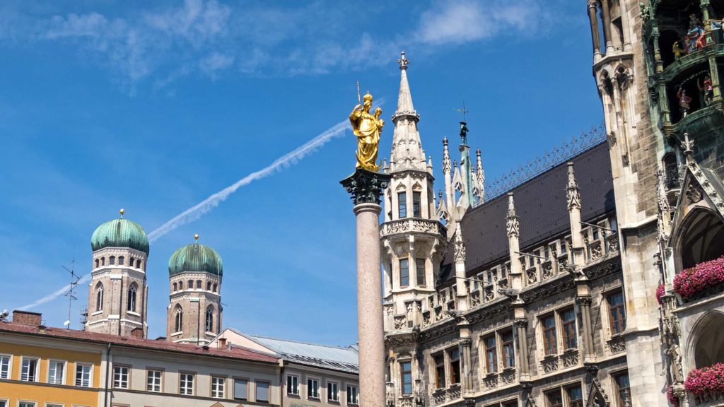 Die Mariensäule am Rathaus von München
