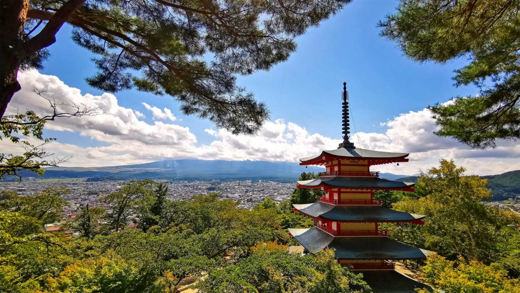 Aussicht von der Chureito Pagode auf den Mount Fuji