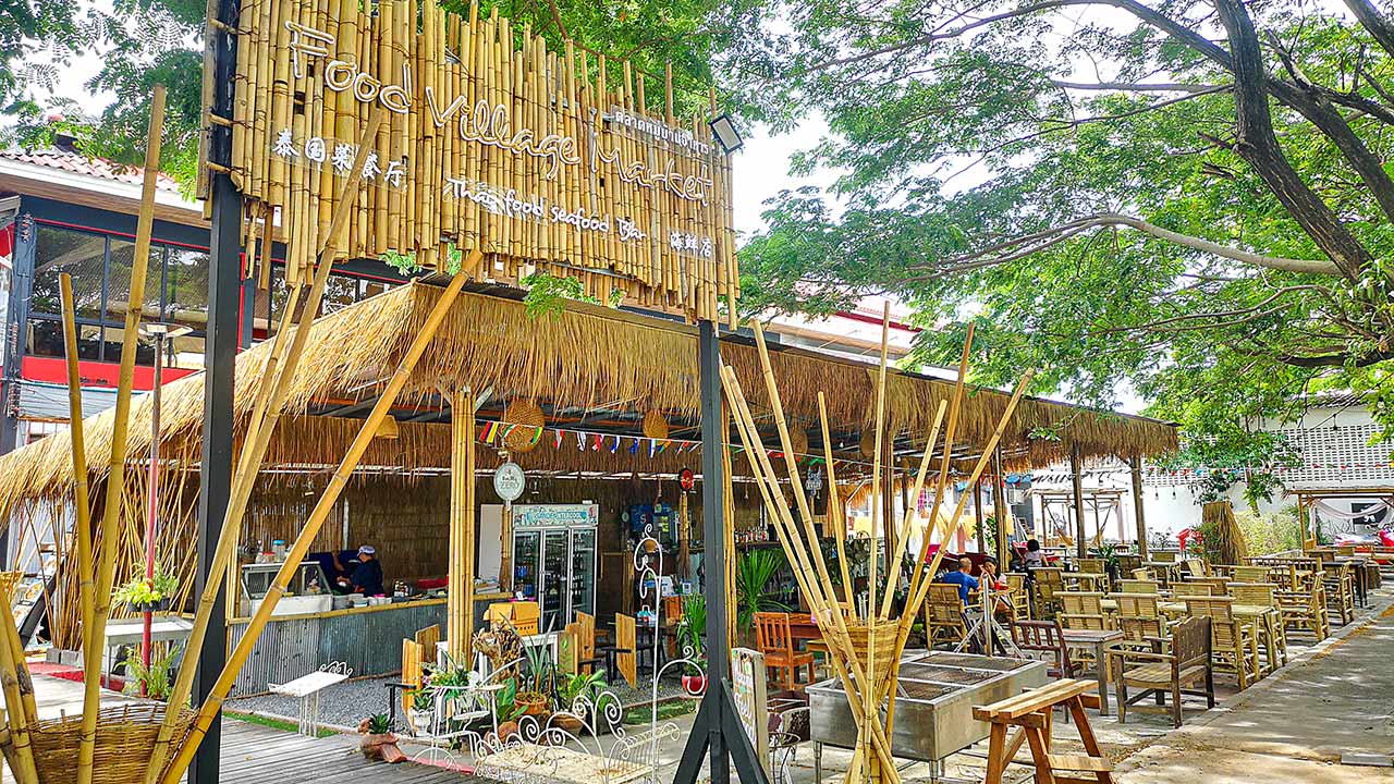 Der Food Village Market am Chaweng Lake, Koh Samui