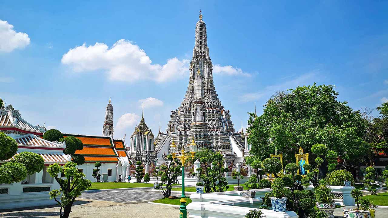 Der Wat Arun, der Tempel der Morgenröte in Bangkok