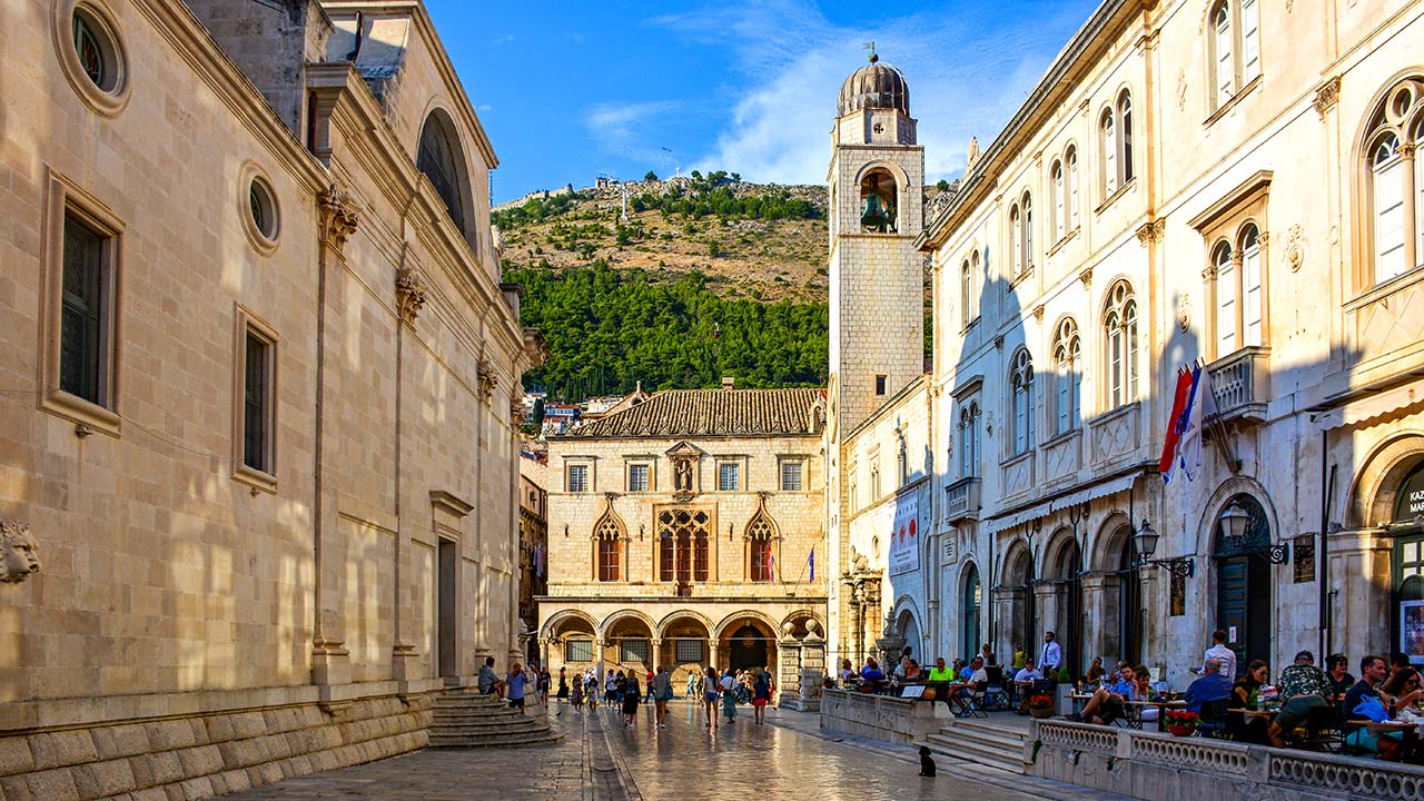 Die Dubrovnik Sehenswürdigkeiten Sponza Palast und Glockenturm