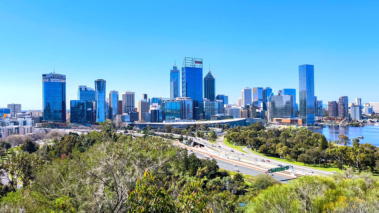 Aussicht vom Kings Park auf die Skyline von Perth