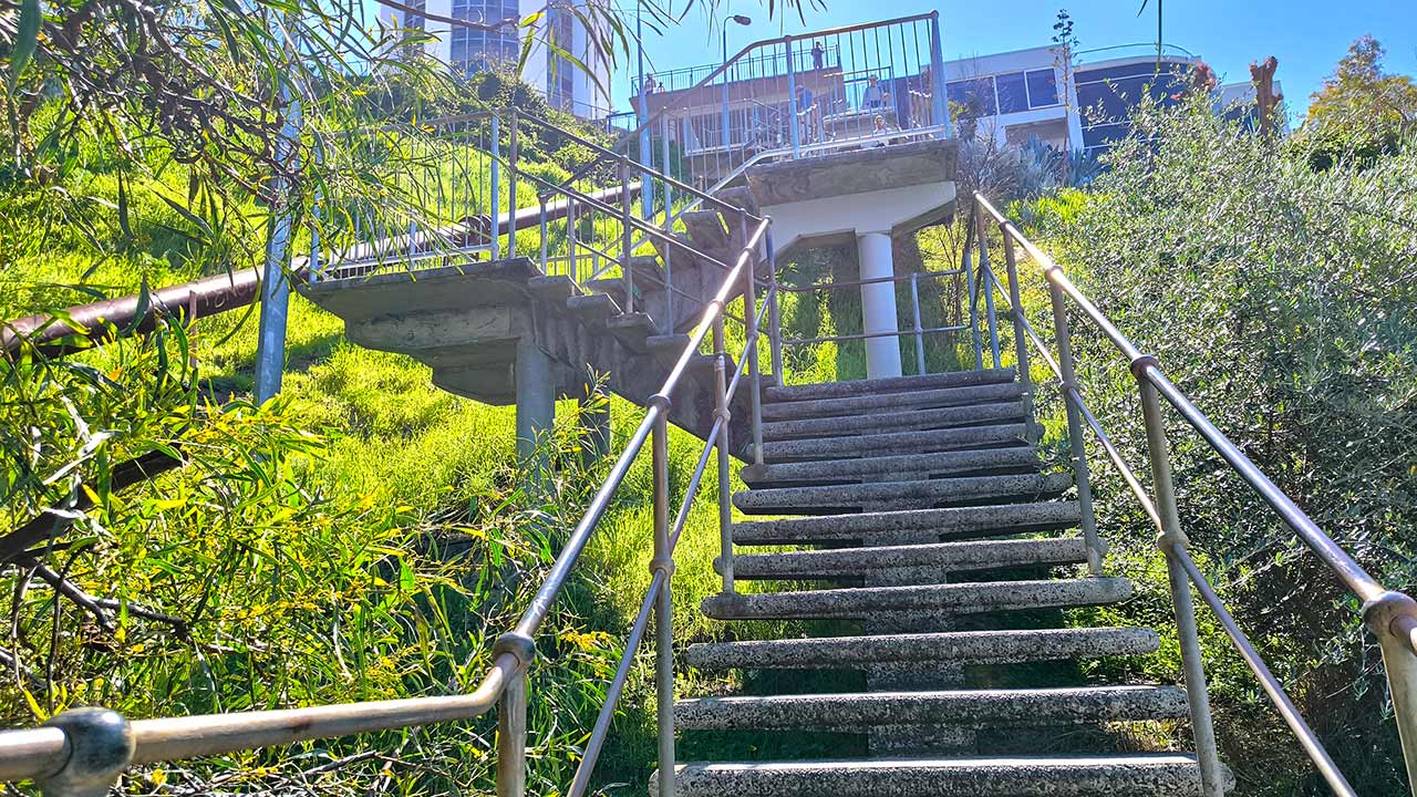 Der Aufstieg über Jacob's Ladder zum Kings Park, Perth