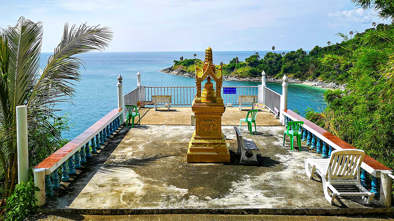 Das wenig besuchte Phrom Thep Monastery in Rawai, Phuket