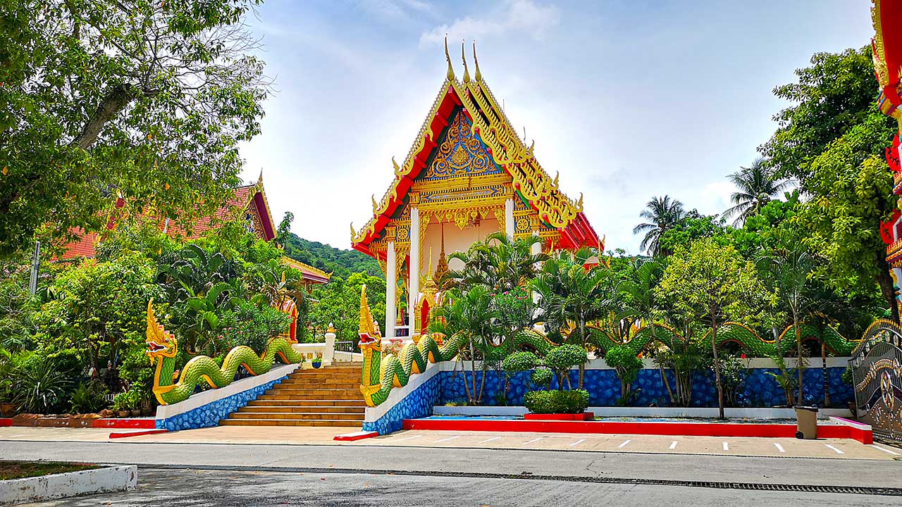 Der Wat Karon auf Phuket, ein kleiner aber schöner Tempel